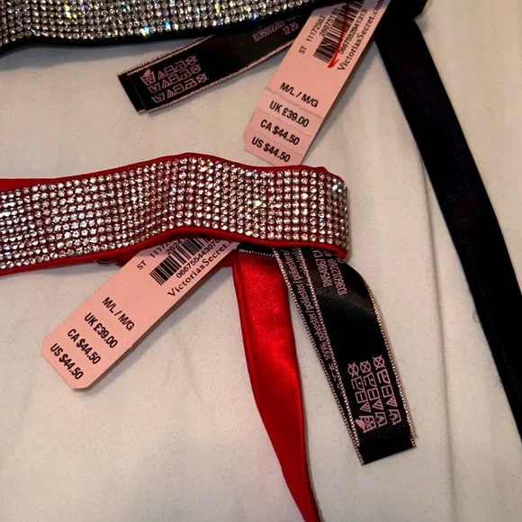 Bling Garter Belts Red and Black  (Victoria Secret) - Picture 2 of 6